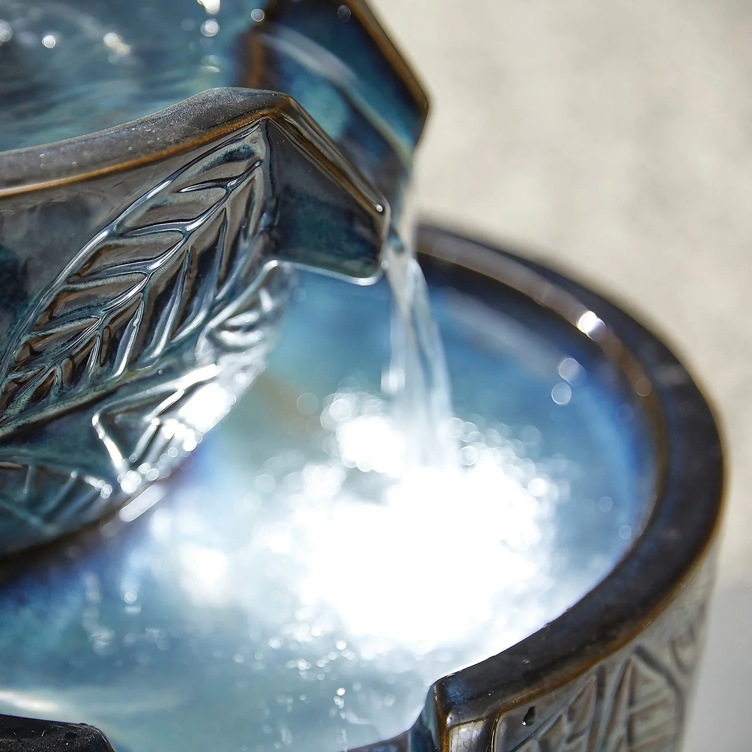 Stylish Fountain Fossil Leaf Water Feature With LEDs 5 Stylish Fountain Fossil Leaf Water Feature With LEDs - Image 3