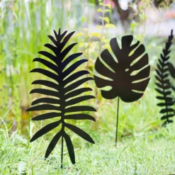 Jungle Black Ground Stakes - 45cm (Assorted Designs) -Green Haven Shop 13981010 1535005324495575